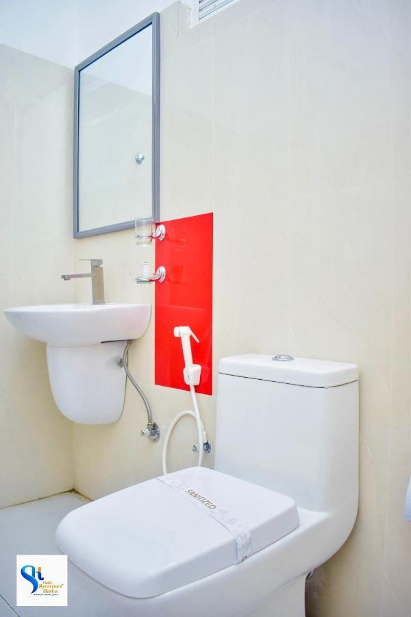 Hotel Summer Haven Полоннарува Экстерьер фото